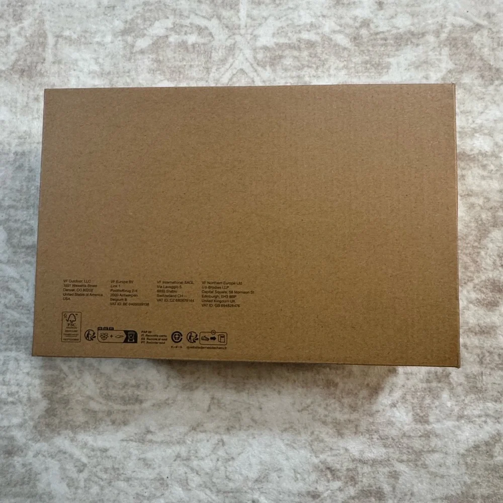 Skims‎ x The North Face Shoe Box EMPTY